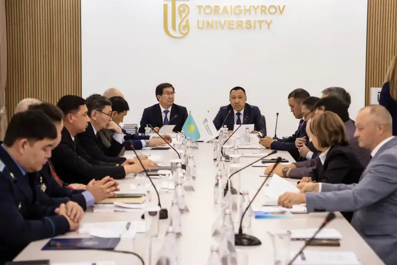 В Торайгыров университете обсудили правовую идеологему «Закон и порядок» (8)