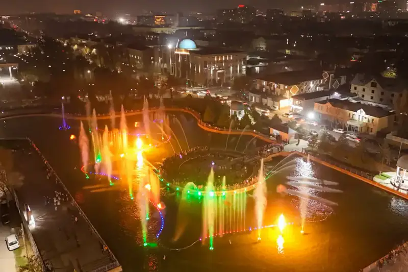 Шымкент: фонтан, который поет и танцует огнем! Астане