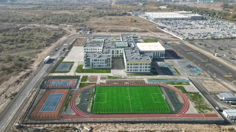 В 2025 году в Медеуском районе Алматы появятся почти 3,5 тысячи новых ученических мест (3)