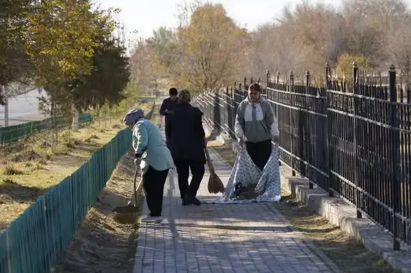 ТУРКЕСТАН: СУББОТНИК В КАЗЫГУРТЕ СПОСОБСТВУЕТ УЛУЧШЕНИЮ ЭКОЛОГИЧЕСКОЙ СИТУАЦИИ И БЛАГОУСТРОЙСТВУ ТЕРРИТОРИЙ Астане