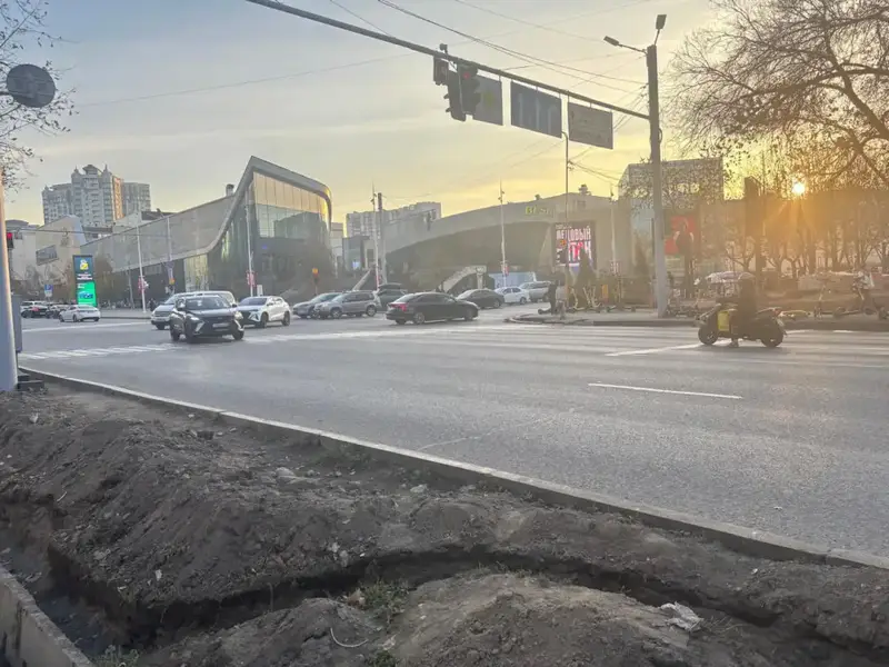 Безопасный перекресток: как Алматы переплел нити движения на пр. Достык и ул. Жолдасбекова Астане