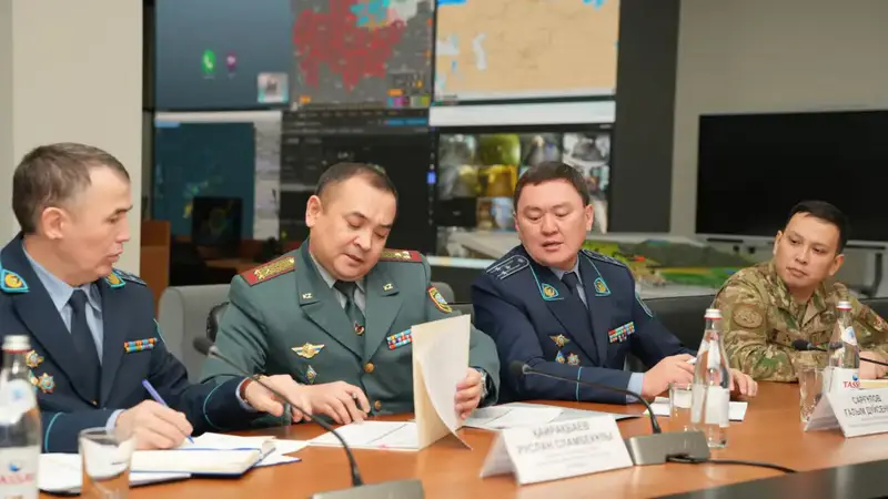 МЧС и МВД запускают профилактические акции для безопасности в новогодние праздники Астане