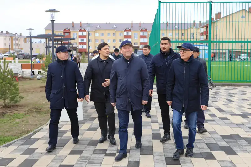 В Актобе зацвела новая оаза: сквер, созданный предпринимателем, стал подарком для горожан Астане