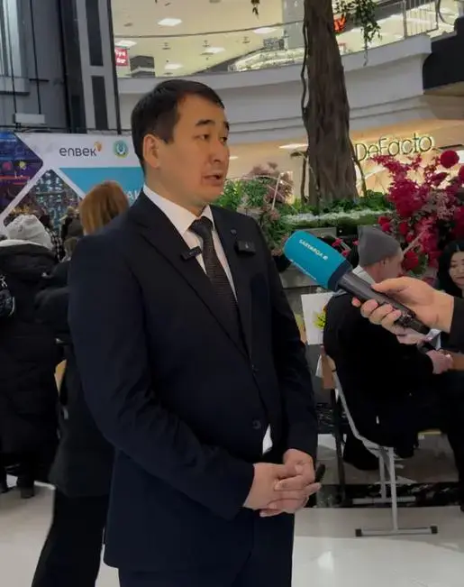 Более 40 предприятий предложили 850 вакансий на ярмарке рабочих мест в Караганде (4)