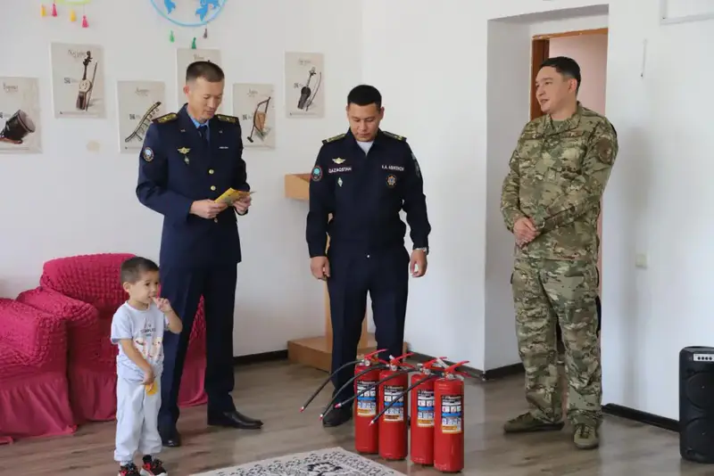 Улучшение пожарной безопасности: месячник направлен на защиту уязвимых групп населения и образовательных учреждений Астане