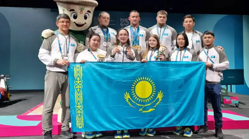 Казахстанские тяжелоатлеты подтверждают лидерство на VI Играх исламской солидарности, завоевав 11 медалей Астане