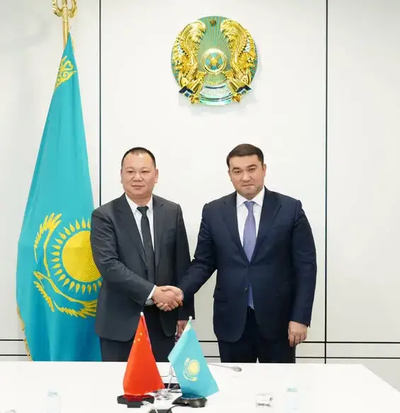 ТУРКЕСТАН: НУРАЛХАН КУШЕРОВ ВСТРЕТИЛСЯ С ИНВЕСТОРАМИ И ПРОВЕЛ ПЕРЕГОВОРЫ ПО РЕАЛИЗАЦИИ НОВЫХ ПРОЕКТОВ (3)