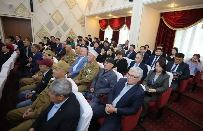 Обсуждение уточнения бюджета Мангистау на 2025 год: акцент на образование, здравоохранение и инфраструктуру Астане