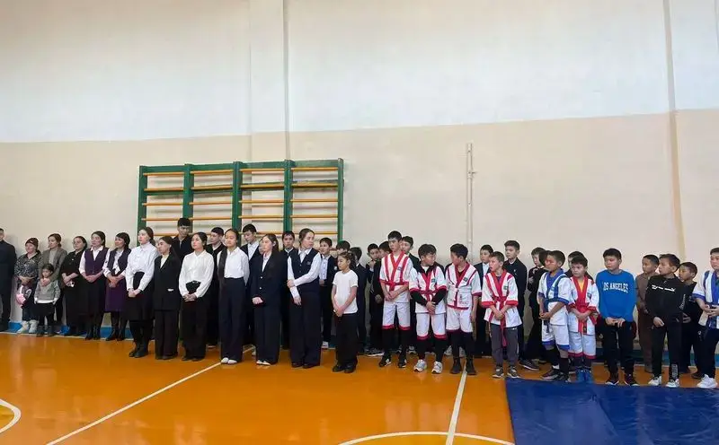 Предприниматели поддержали сельскую школу в Каркаралинском районе (6)