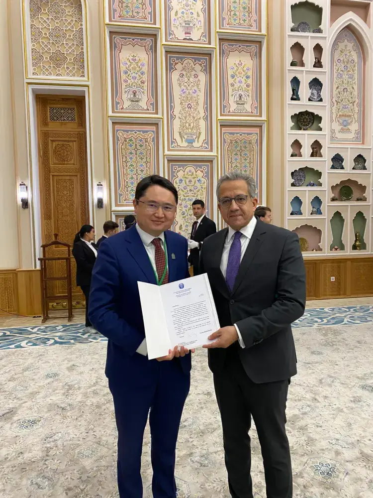 Казахстан принял активное участие в работе 43-й Генеральной конференции ЮНЕСКО (8)