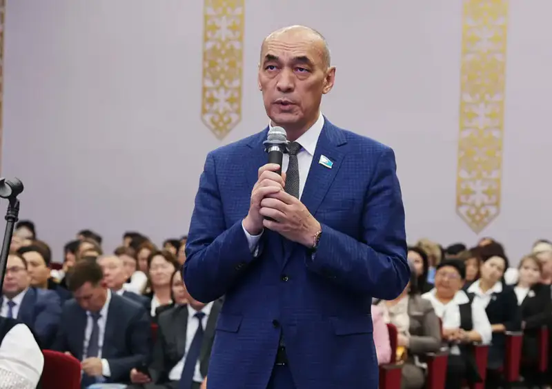 Министр просвещения РК прибыла с рабочим визитом в Жамбылскую область (6)