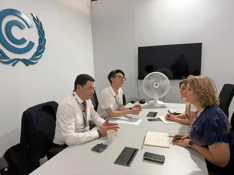 Вице-министр Мансур Ошурбаев встретился с Марией Мисовиковой на COP30 для обсуждения реализации Парижского соглашения Астане