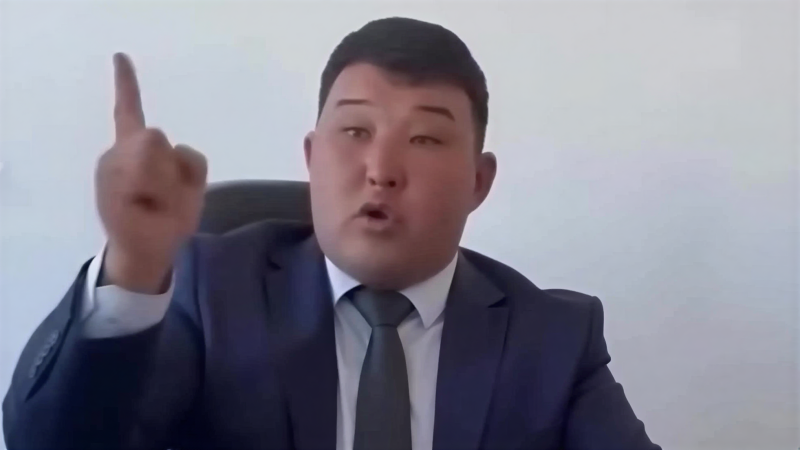Аким ВКО объяснил, почему не уволили матерящего акима Астане