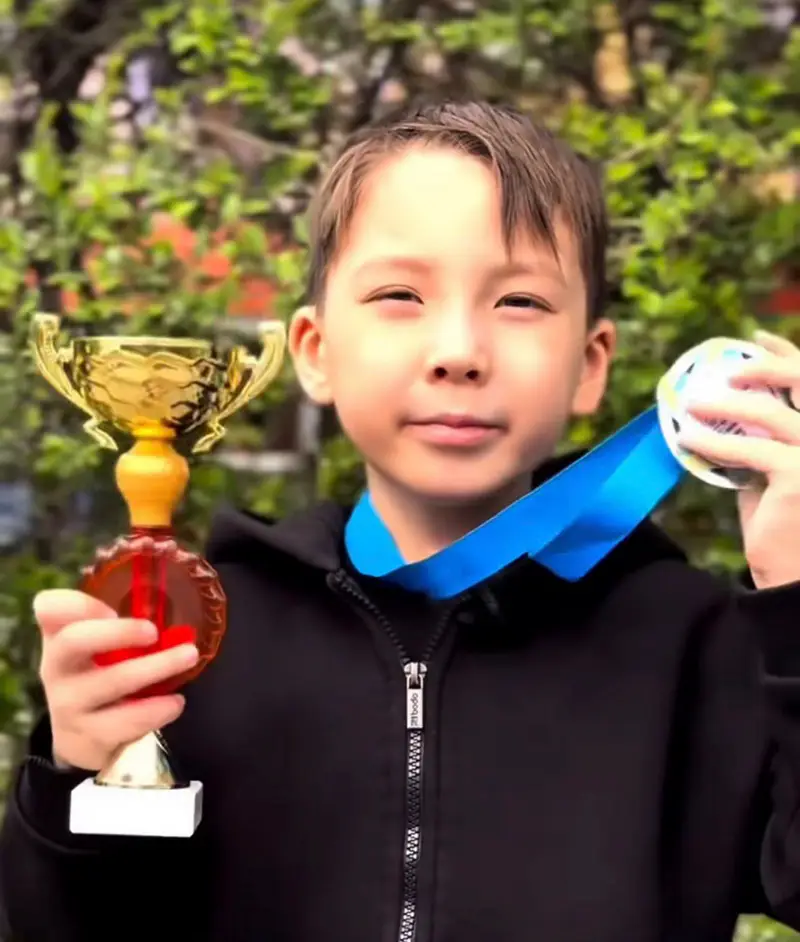 Алмаз Тусупбек