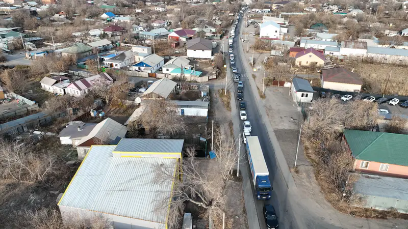 Пробка в районе СМП, переезд, Астана