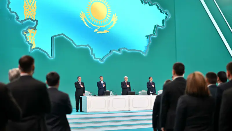 Токаев предупреждает акимов о рисках популизма для доверия населения Астане