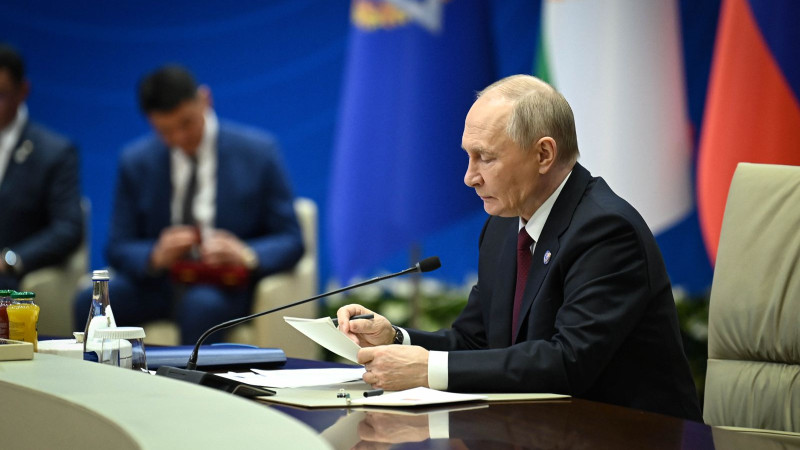 Путин: Мир возможен, если Украина уступит территории Астане