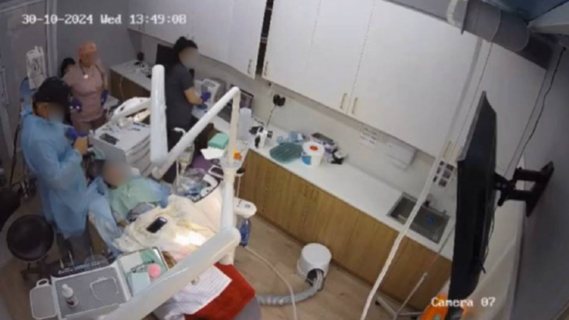 В Астане продолжается суд по делу о трагической смерти трёхлетней девочки в частной стоматологии: на заседании показали видео событий, предшествовавших трагедии. Астане