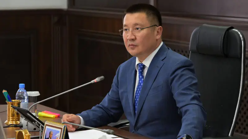 Аким Павлодарской области Асаин Байханов: шутки в Threads вызывают смешанные реакции казахстанцев Астане