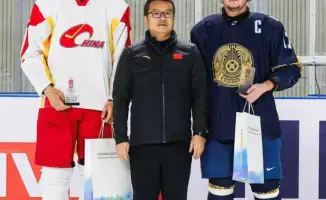 Хоккейная сборная Казахстана вновь победила на чемпионате Азии, одержав три победы подряд