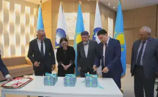 В Туркестане зажгли огонь национального духа на круглом столе