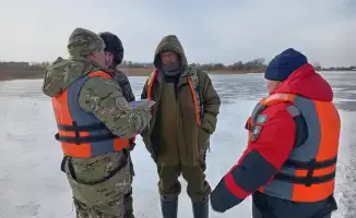 Опасность выхода на тонкий лед: возможные последствия для безопасности граждан