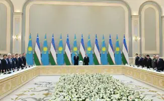 Касым-Жомарт Токаев и Шавкат Мирзиёев запустили 7 совместных проектов на сумму 1,2 млрд долларов