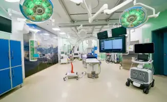 Проверка реализации технологий в медицине: внимание к онкологической помощи и ИИ от Олжаса Бектенова