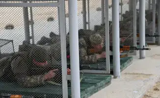 Новобранцы морской пехоты в Актау успешно прошли обкатку танком