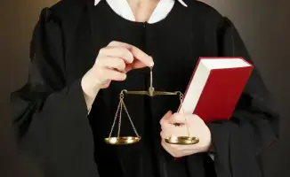 Судебное жюри: Хранители правосудия на страже дисциплины судей