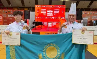 Студенты Астаны победили на международном фестивале гастрономического искусства в Турции