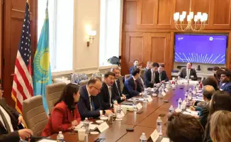 Казахстан и OpenAI подписали меморандум для интеграции ИИ в образовательный процесс