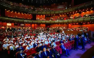 Проблемы цифровой безопасности на мобильных телефонах обсуждены на форуме в Астане