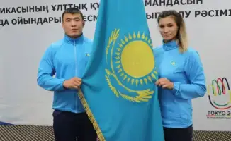 Национальная сборная Казахстана получила Государственный флаг перед XXV Сурдлимпийскими играми