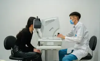 19-летний пациент восстановил зрение после операции на катаракту