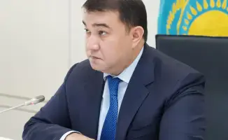 Осенняя посадка деревьев в Туркестанской области