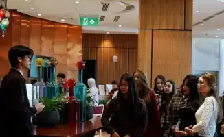 Практическое обучение студентов IUTH в гостиничном сервисе: подготовка к вызовам индустрии туризма