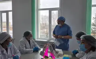 Обучение ветеринаров в лабораториях по ящуру