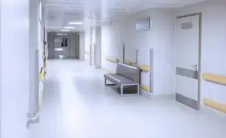 Критическое состояние пострадавших в результате обрушения фасада ЖК: два человека в реанимации