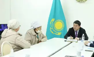 Нурдаулет Килыбай встретился с более чем 300 жителями Жанаозена для решения социальных вопросов