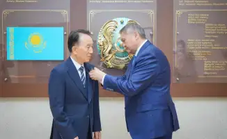 Награждение Ким Сонг Кёнга орденом «Достык» II степени подчеркивает важность вклада в высшее образование в Казахстане