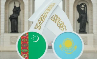 Астана готовится к визиту президента Туркменистана: главный проспект украшен к международной встрече