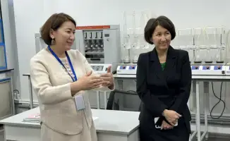 Вице-министр обсудила международное сотрудничество и научные проекты студентов Kozybayev University