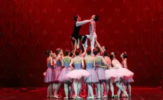 Премьера спектакля «О чем молчит балет» собрала аншлаг и положительные отзывы зрителей