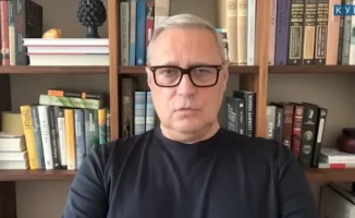 Бывший премьер-министр России Михаил Касьянов внесён в перечень террористов и экстремистов, согласно данным Росфинмониторинга.