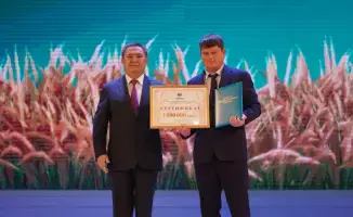 Золотые плоды труда: в Акмолинской области чествуют аграрных чемпионов