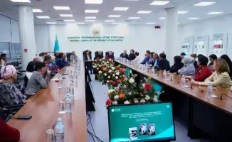 Литературный вечер в Алматы: значимость произведений Аскара Сулейменова подчеркивают участники