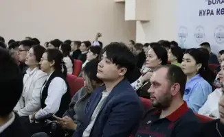 Награждение молодых специалистов в Нуринском районе: стимул к профессиональному росту и самореализации