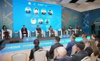 Обсуждение цифровых технологий и искусственного интеллекта на международном форуме в Туркестане: призыв к сотрудничеству с инвесторами