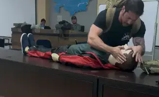 Обучение военнослужащих Нацгвардии тактической медицине с участием инструкторов США в Усть-Каменогорске